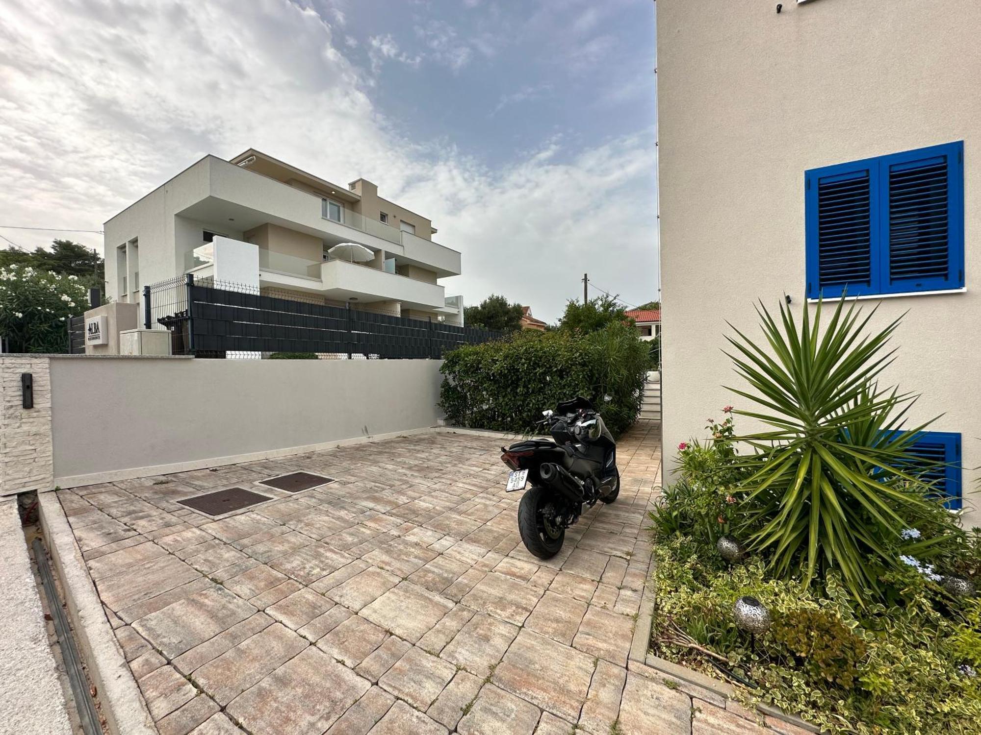 Villa La Bomboniera Слатине Екстериор снимка